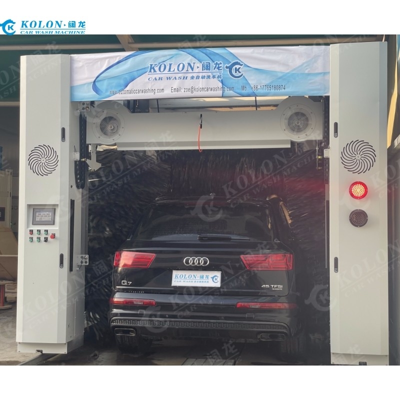 5 fırça Otomatik Dönüştürme Araç Yıkama Makinesi Fırlatıcı Otomatik olarak Araç için Yukarı Aşağı