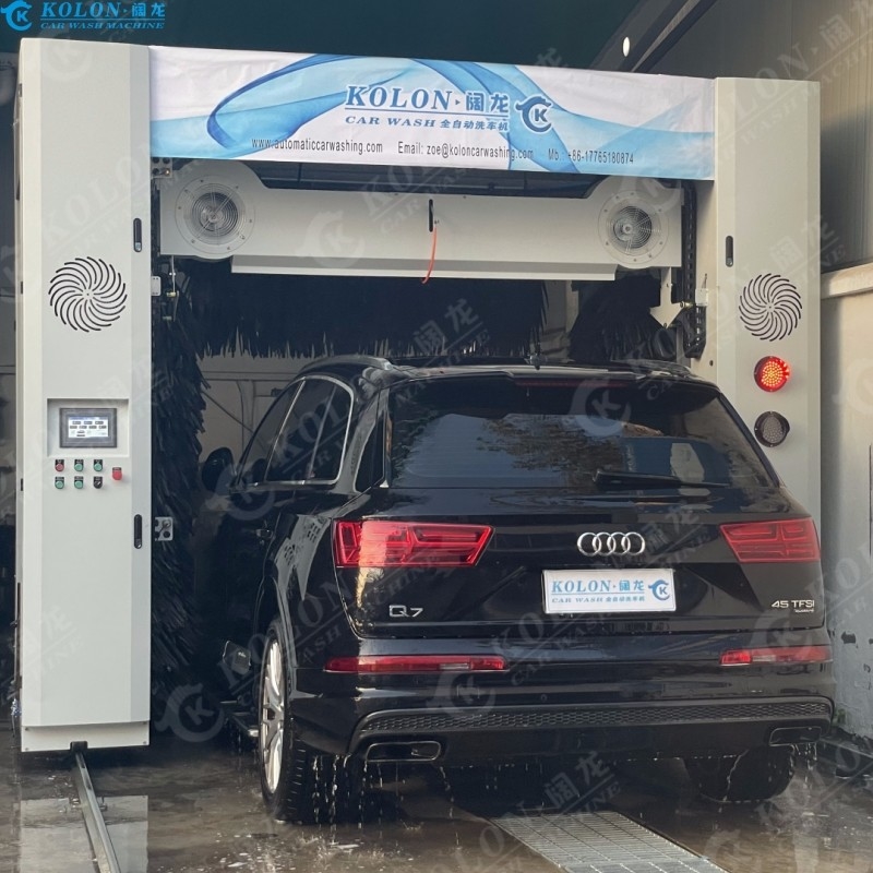 5 fırça Otomatik Dönüştürme Araç Yıkama Makinesi Fırlatıcı Otomatik olarak Araç için Yukarı Aşağı