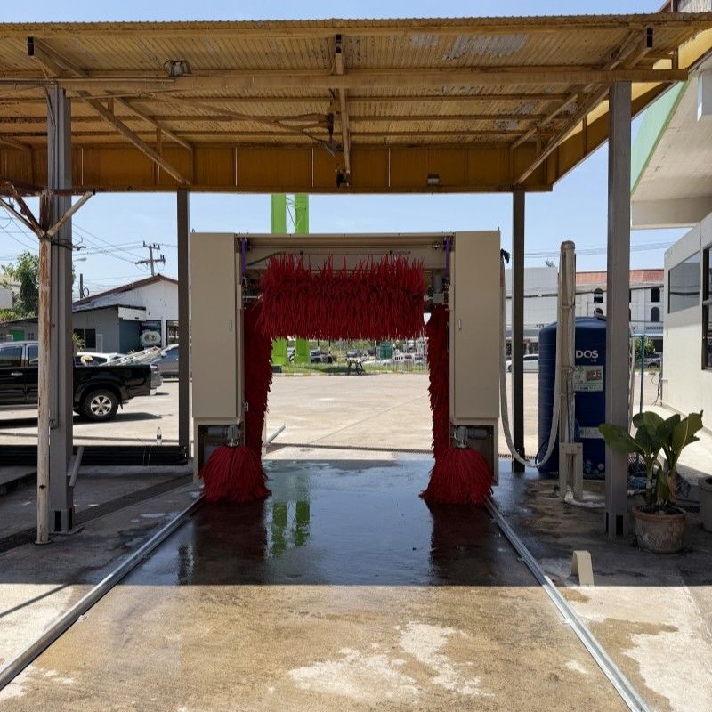 Tam Otomatik Devrilmeli Araba Yıkama Makinesi'nde Dayanıklılık ve Korozyon Direnci için Kolon Sıcak Daldırma Galvanizli Çelik Çerçeve